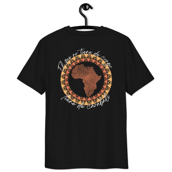 Él que no tiene de Congo - Unisex organic cotton t-shirt - Image 5