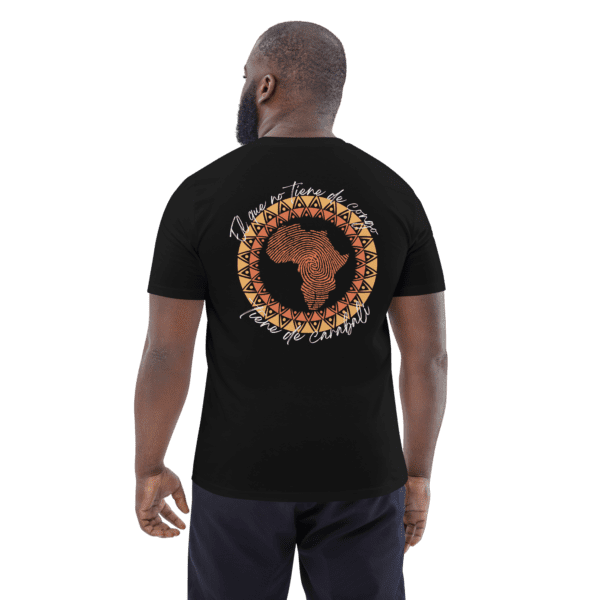 Él que no tiene de Congo - Unisex organic cotton t-shirt - Image 6